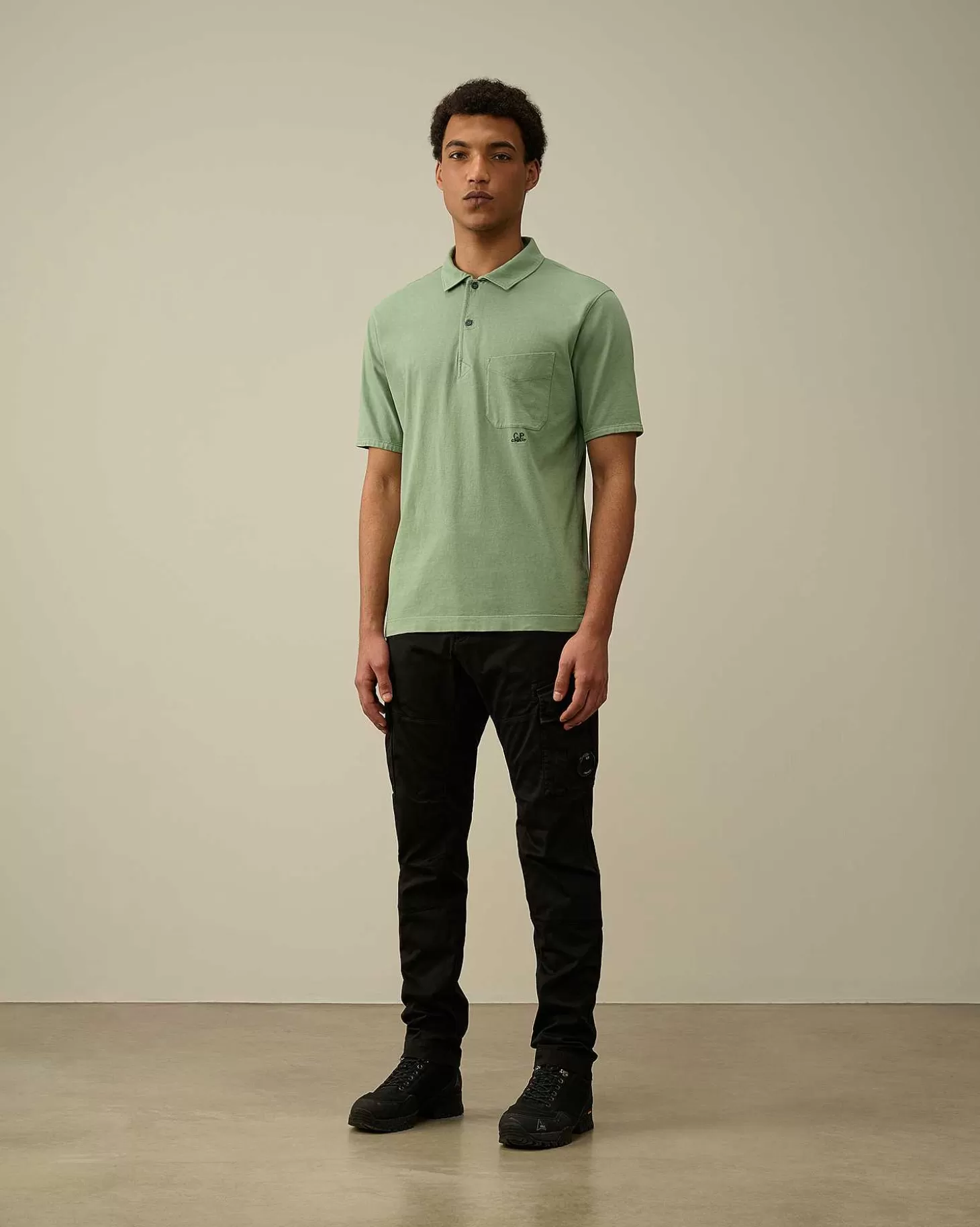 1020_jersey_pocket_polo_shirt_6-1.webp Homme C.P. Company T-Shirts Et Polos^1020 Jersey Pocket Polo Shirt