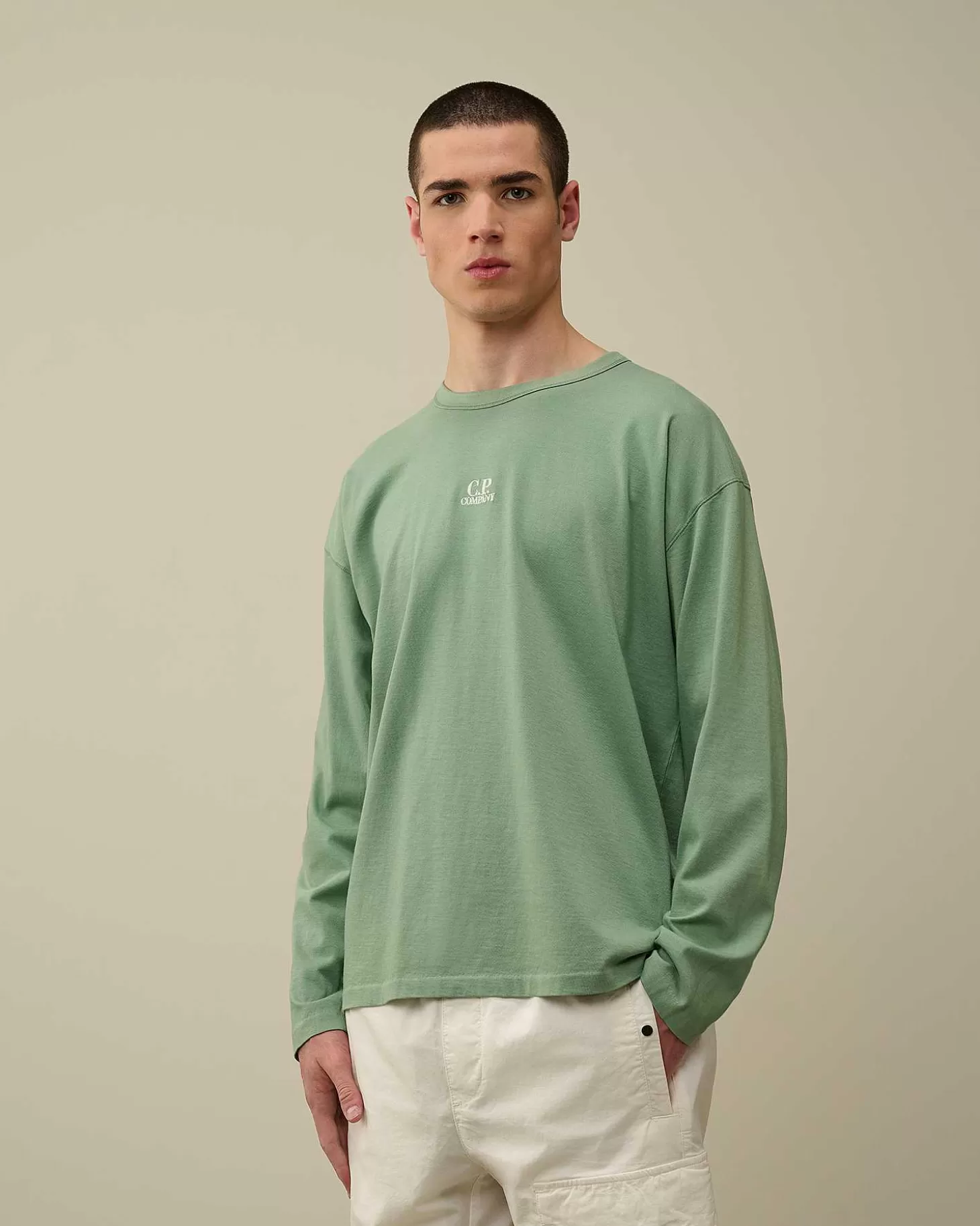 201_jersey_boxy_long_sleeved_tshirt_2-3.webp Homme C.P. Company T-Shirts Et Polos^20/1 Jersey Boxy Long Sleeved T-Shirt