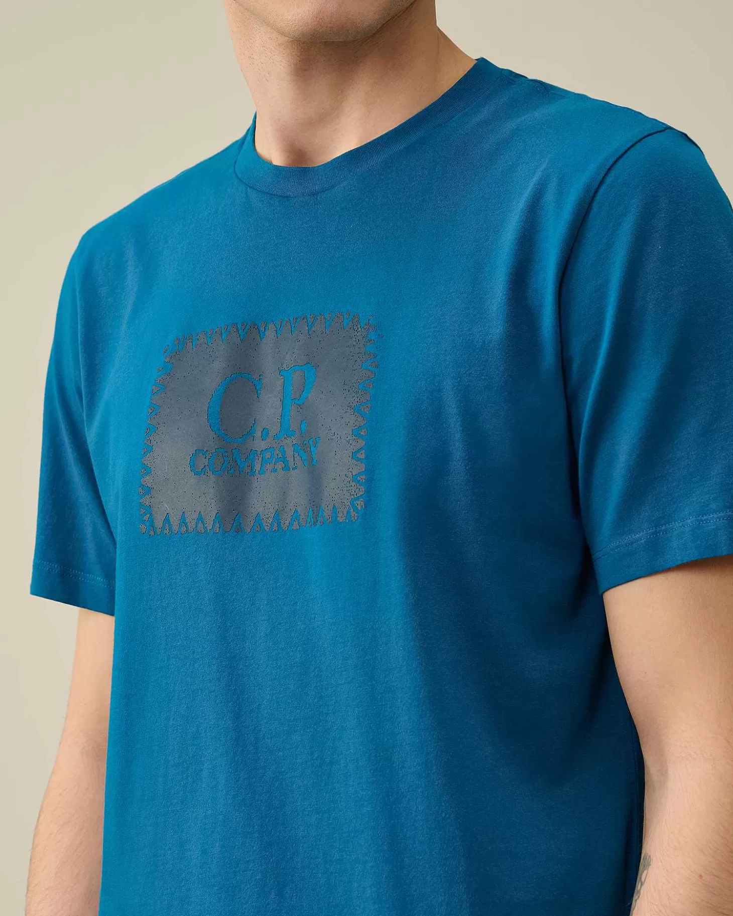 301_jersey_label_style_logo_tshirt_4-3.webp Homme C.P. Company T-Shirts Et Polos^30/1 Jersey Label Style Logo T-Shirt