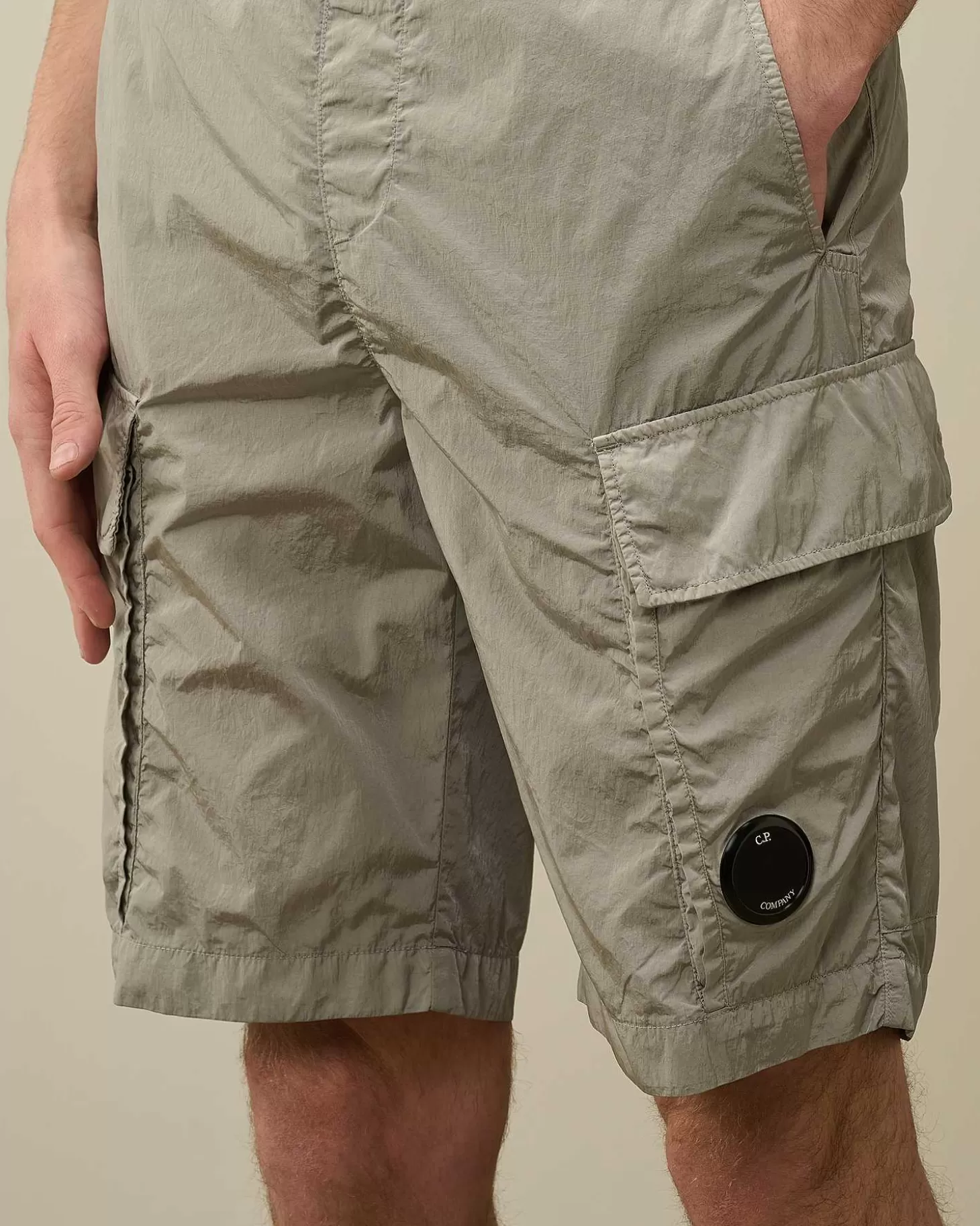 chromer_cargo_shorts_4-3.webp Homme C.P. Company Survêtements Et Shorts^Chrome-R Cargo Shorts