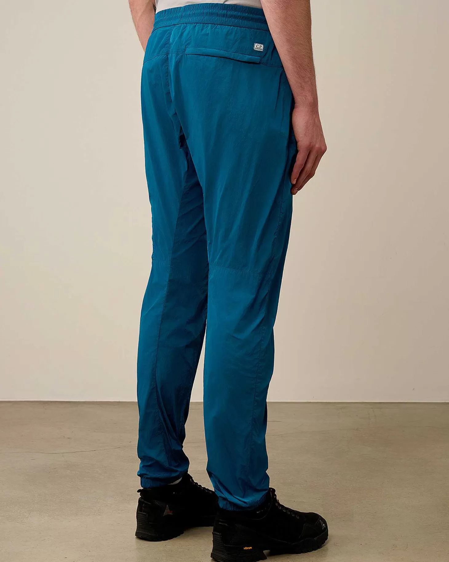chromer_regular_track_pants_3-3.webp Homme C.P. Company Pantalons^Chrome-R Regular Track Pants