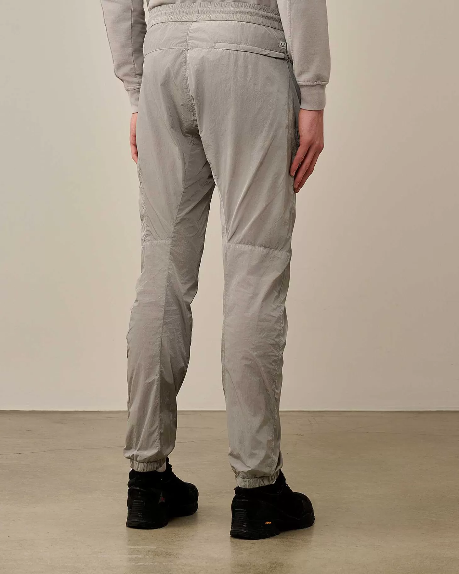 chromer_regular_track_pants_3-4.webp Homme C.P. Company Pantalons^Chrome-R Regular Track Pants
