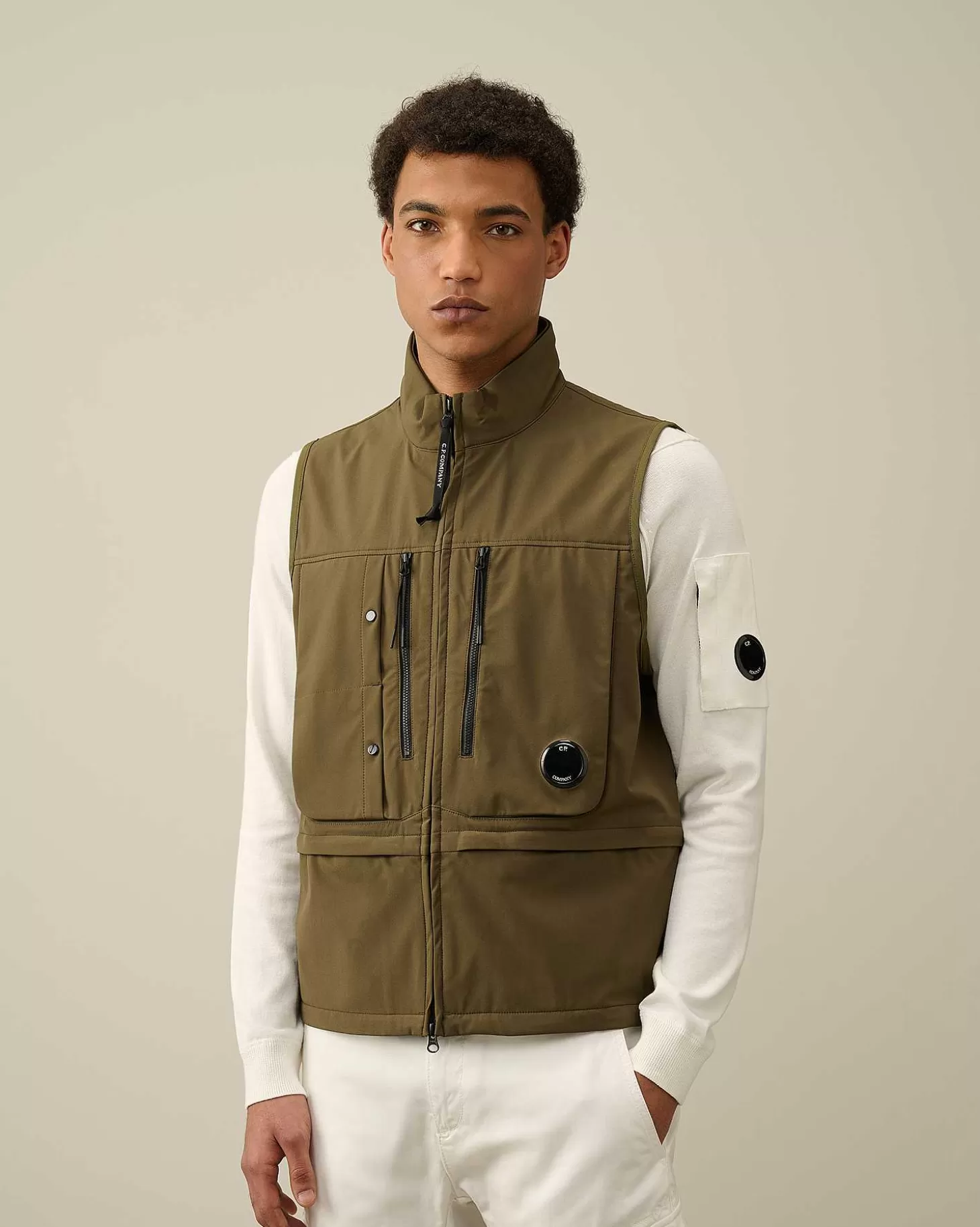 cp_shellr_utility_vest_2-1.webp Homme C.P. Company Vestes Et Manteaux^C.P. Shell-R Utility Vest