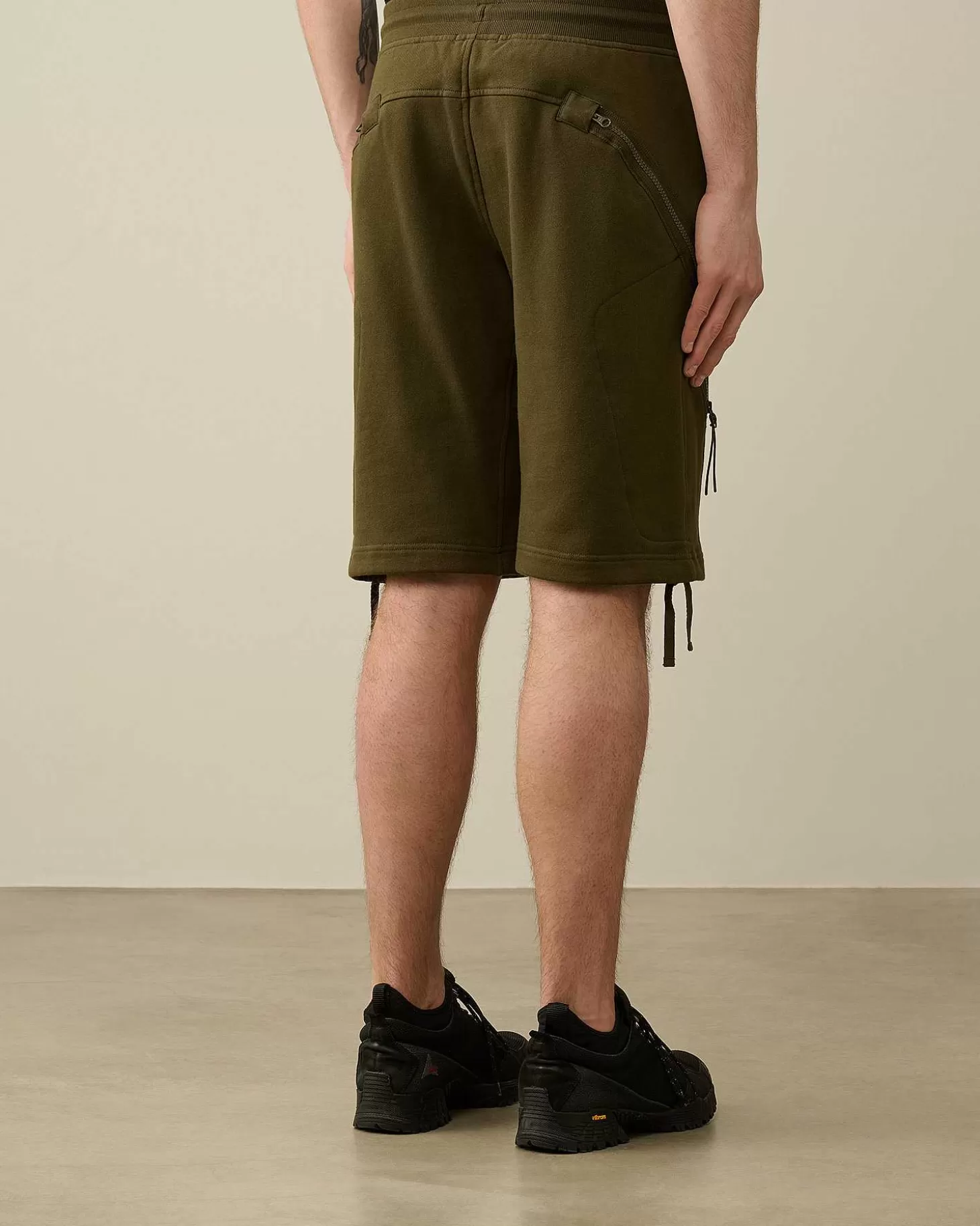 diagonal_raised_fleece_zipped_pocket_shorts_3-3.webp Homme C.P. Company Survêtements Et Shorts^Diagonal Raised Fleece Zipped Pocket Shorts