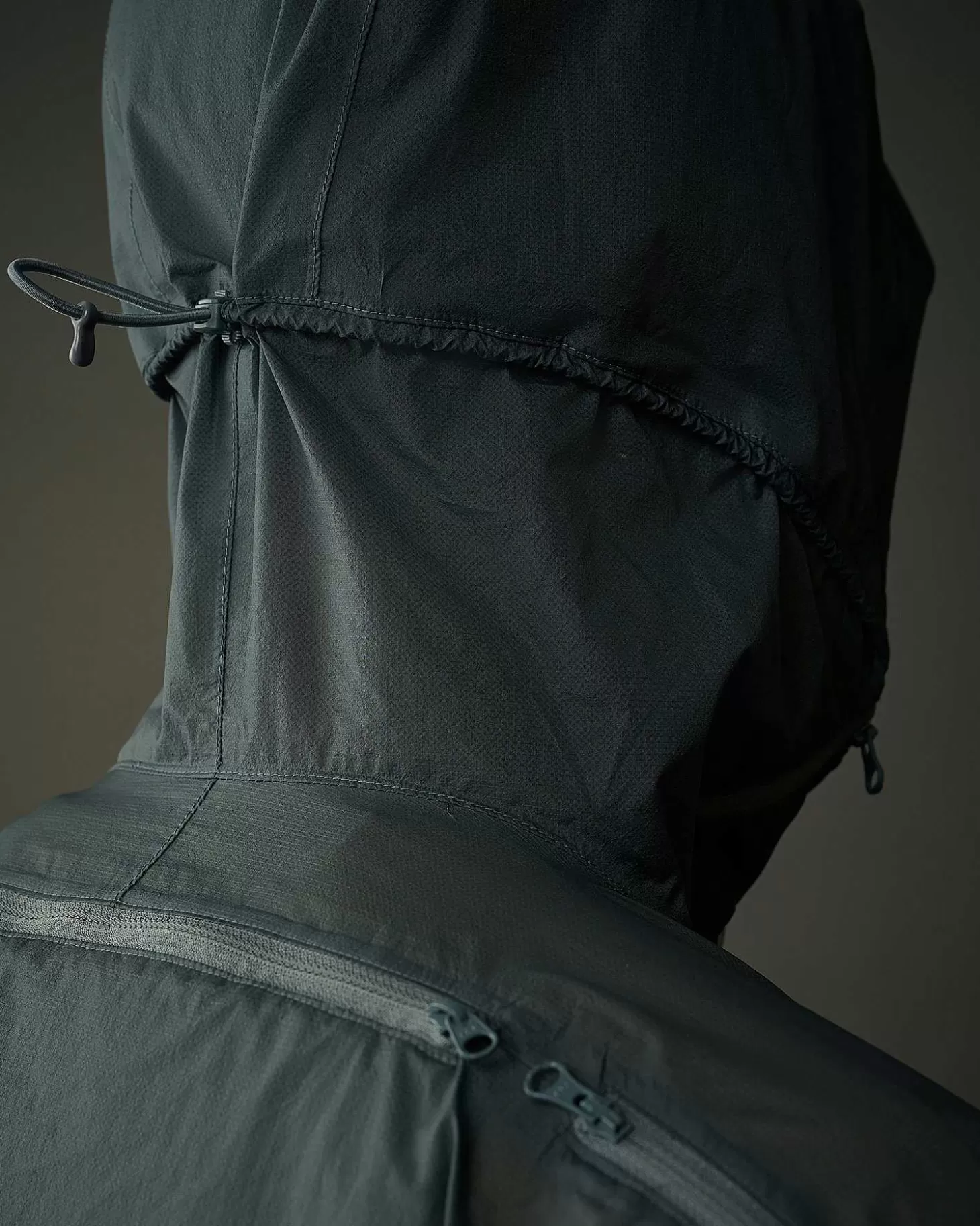 metropolis_series_pertex_hooded_bloom_jacket_4.webp Homme C.P. Company Metropolis Series^Metropolis Series Pertex Hooded Bloom Jacket