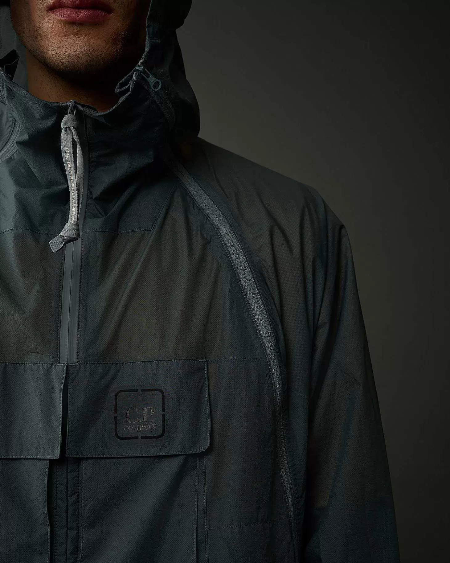 metropolis_series_pertex_hooded_bloom_jacket_5.webp Homme C.P. Company Metropolis Series^Metropolis Series Pertex Hooded Bloom Jacket