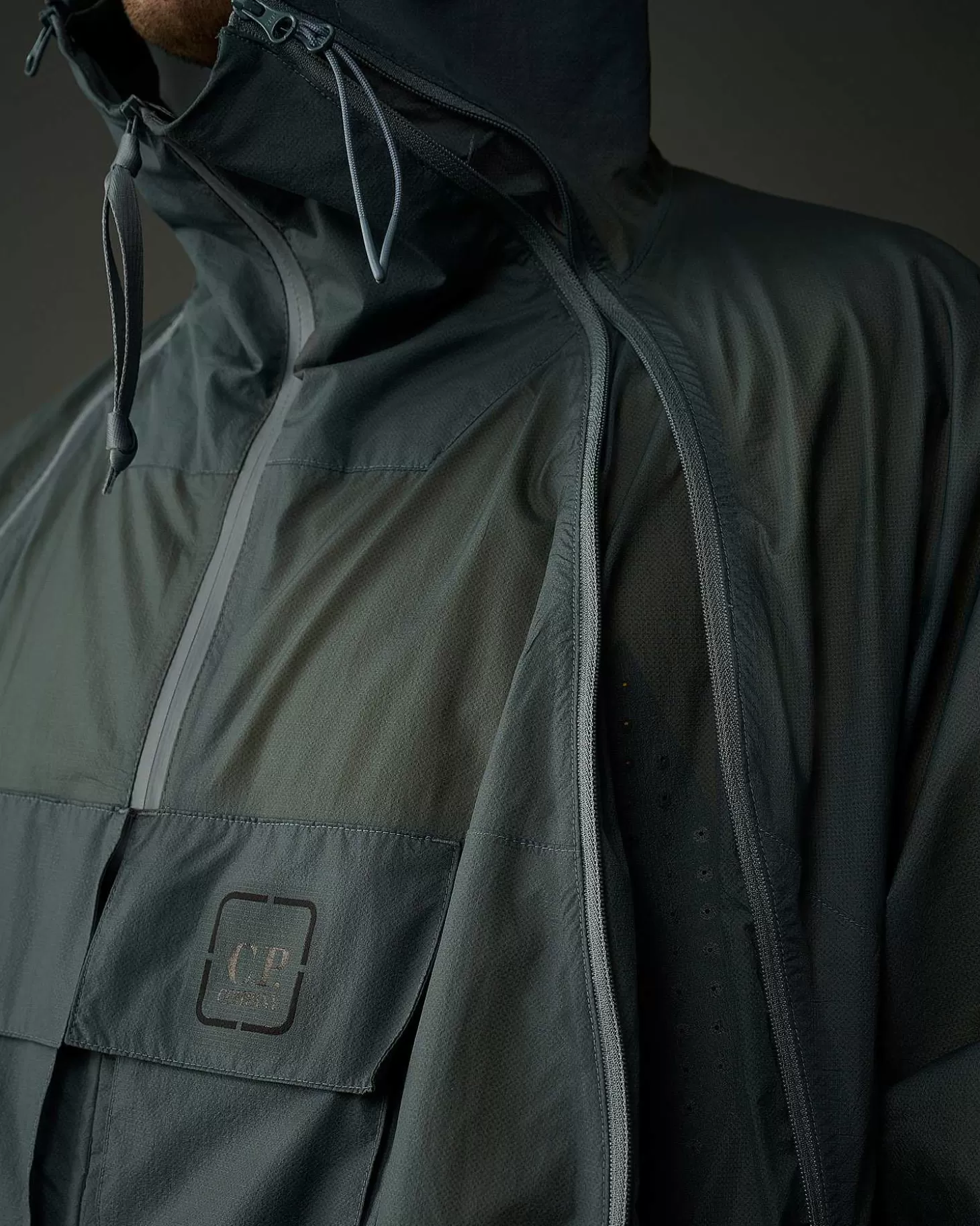 metropolis_series_pertex_hooded_bloom_jacket_6.webp Homme C.P. Company Metropolis Series^Metropolis Series Pertex Hooded Bloom Jacket