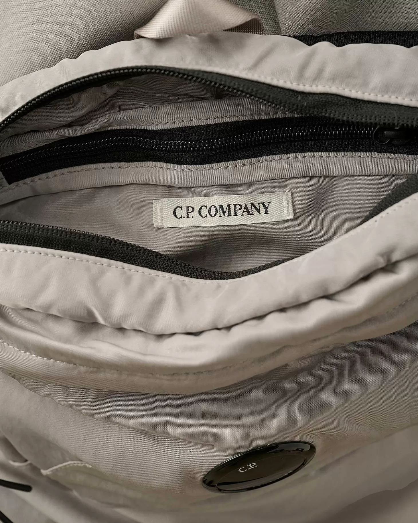 nylon_b_crossbody_pack_3-6.webp Homme C.P. Company Sacs À Dos Et Sacs Banane^Nylon B Crossbody Pack