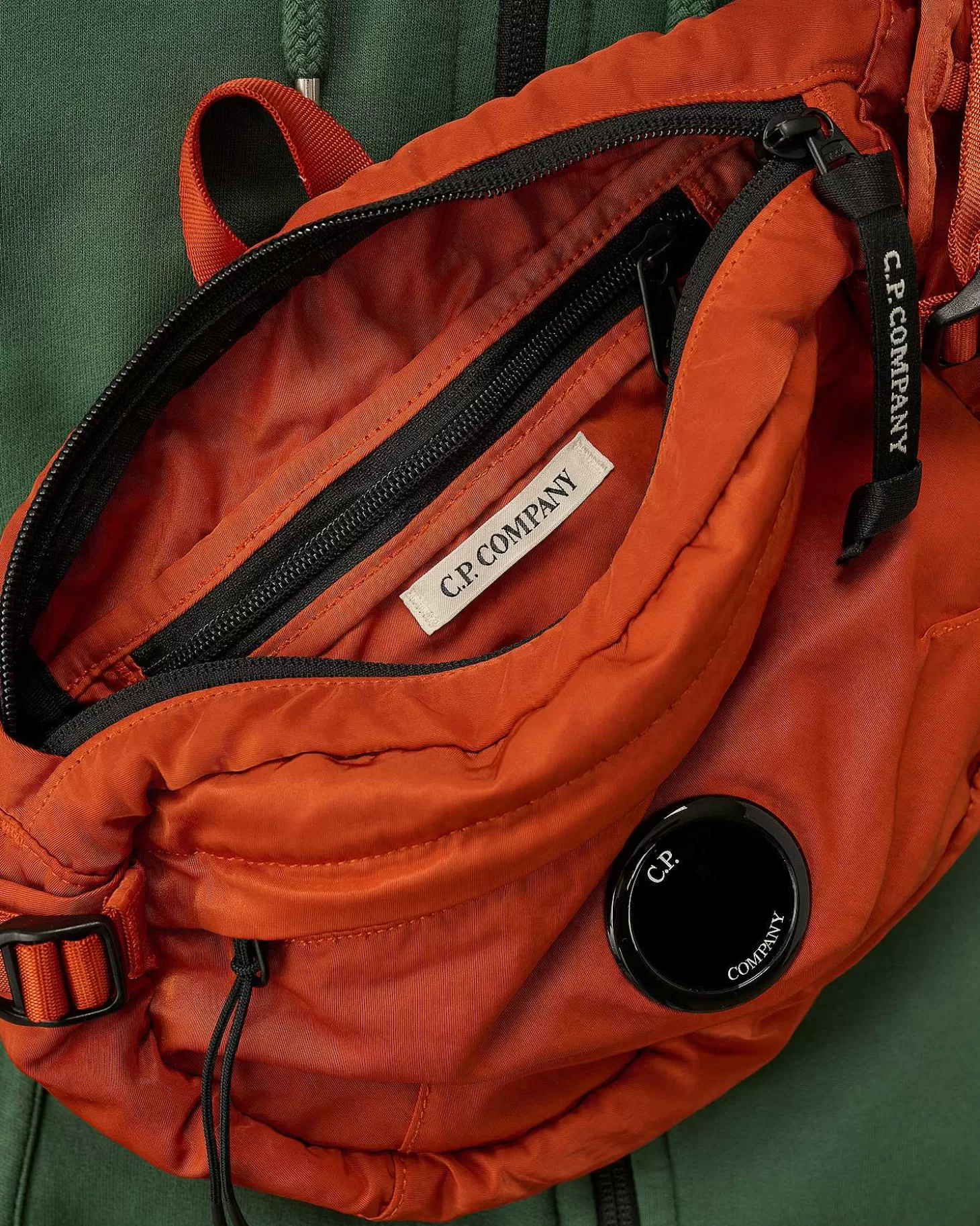 nylon_b_crossbody_pack_4-4.webp Homme C.P. Company Sacs À Dos Et Sacs Banane^Nylon B Crossbody Pack