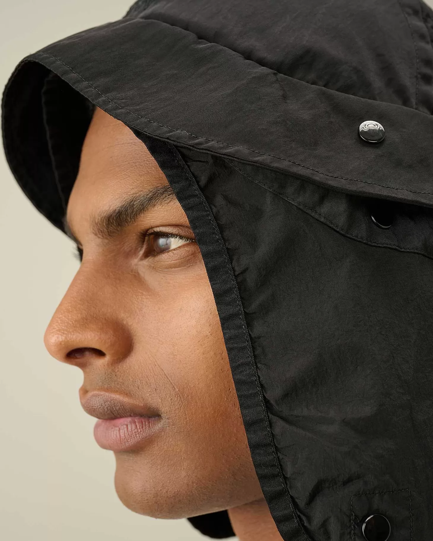 nylon_b_neck_flap_bucket_hat_4.webp Homme C.P. Company Chapeaux^Nylon B Neck Flap Bucket Hat