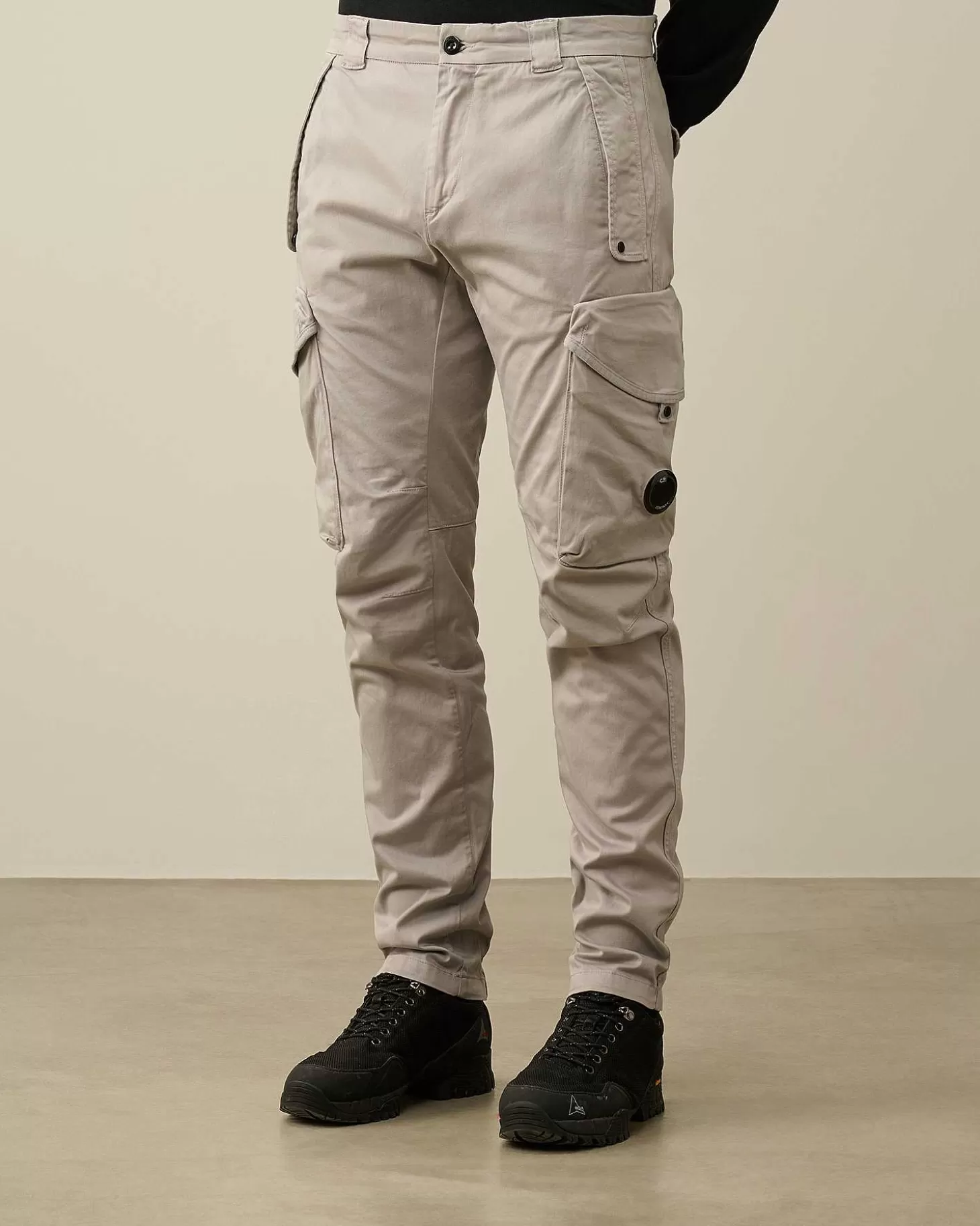 stretch_sateen_ergonomic_lens_utility_pants_2-4.webp Homme C.P. Company Pantalons^Stretch Sateen Ergonomic Lens Utility Pants