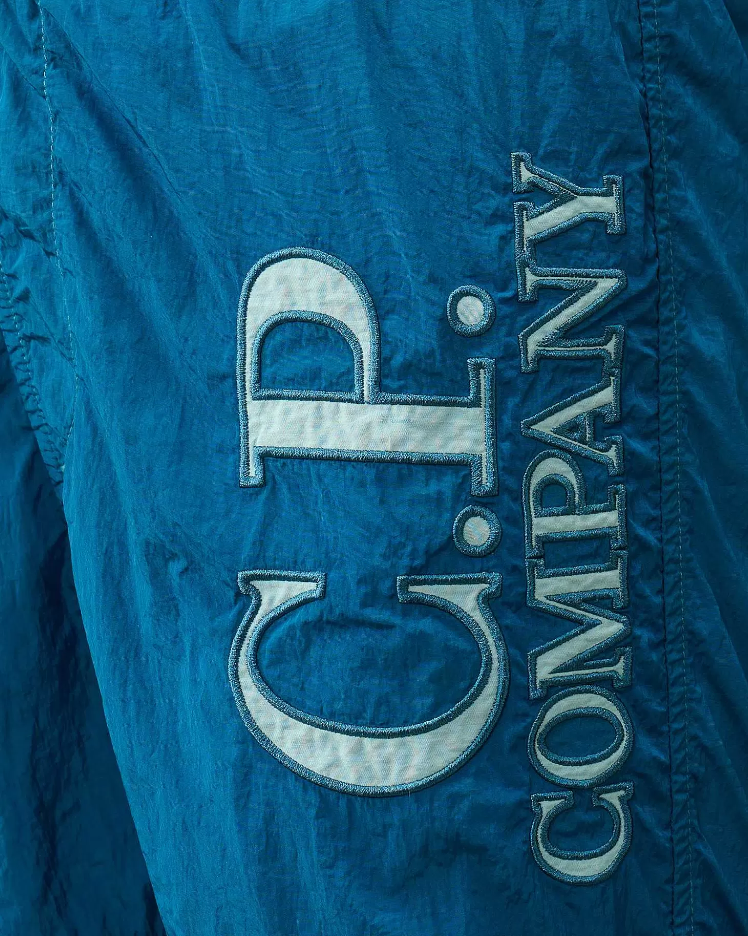 u16_chromer_logo_print_swim_shorts_4-5.webp Kids C.P. Company Vêtements 10-14 Ans^U16 Chrome-R Logo Print Swim Shorts