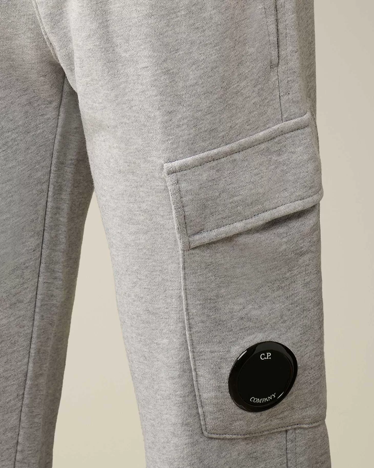 u16_diagonal_fleece_cargo_sweatpants_4-1.webp Kids C.P. Company Vêtements 2-3 Ans^U16 Diagonal Fleece Cargo Sweatpants